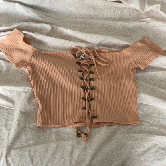 diffuse Tops - Diffuse Lace Up shirt